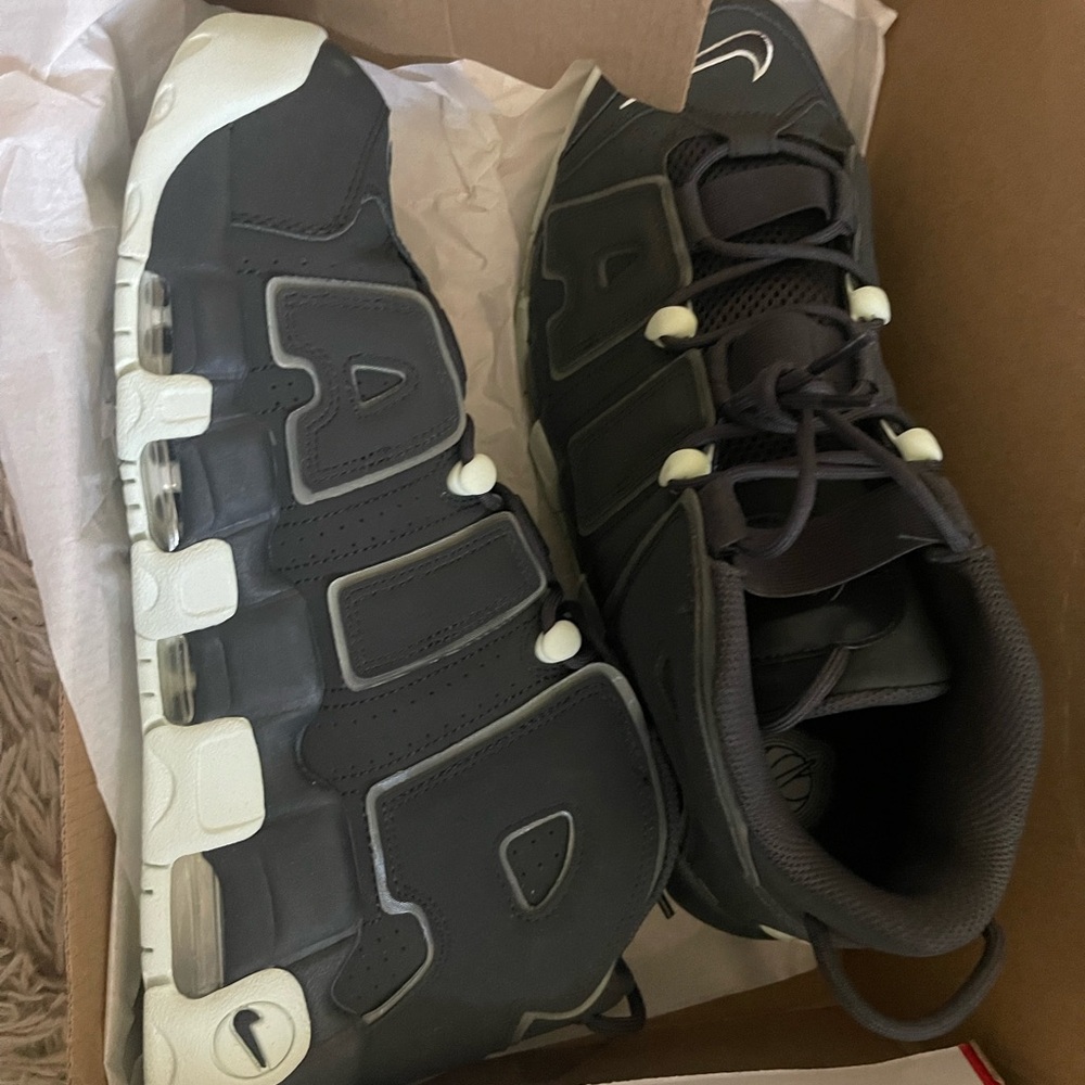 Nike Black and White Sneakers